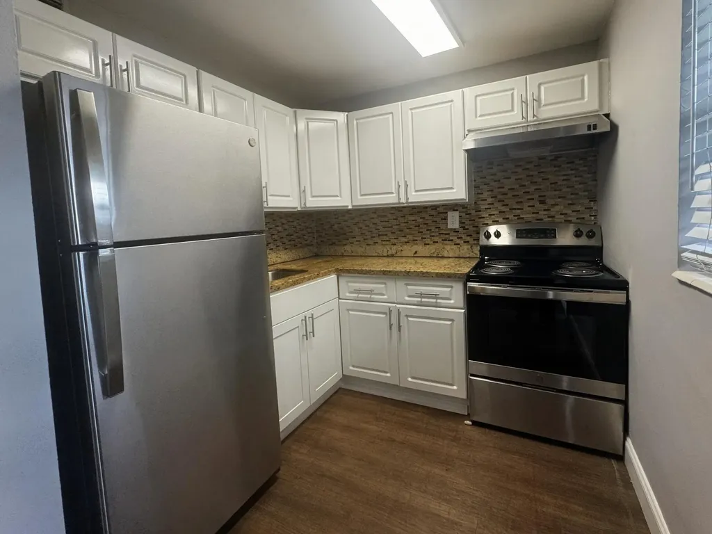 522 SW 20th Avenue Fort Lauderdale FL 33312