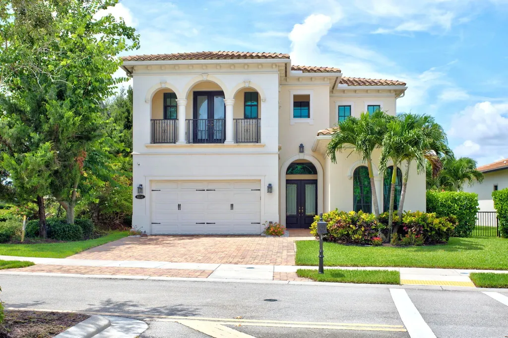 8236 Grand Prix Lane Boynton Beach FL 33472