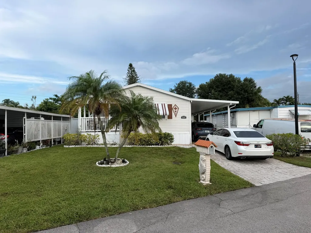 2141 SW 87th Terrace Davie FL 33324