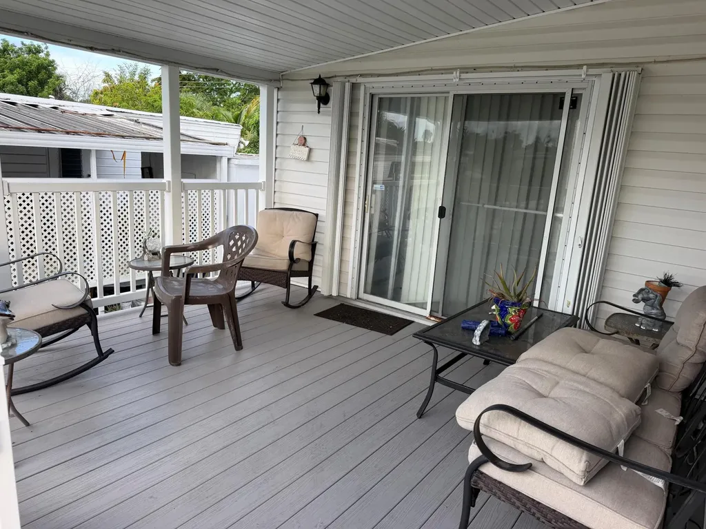 2141 SW 87th Terrace Davie FL 33324