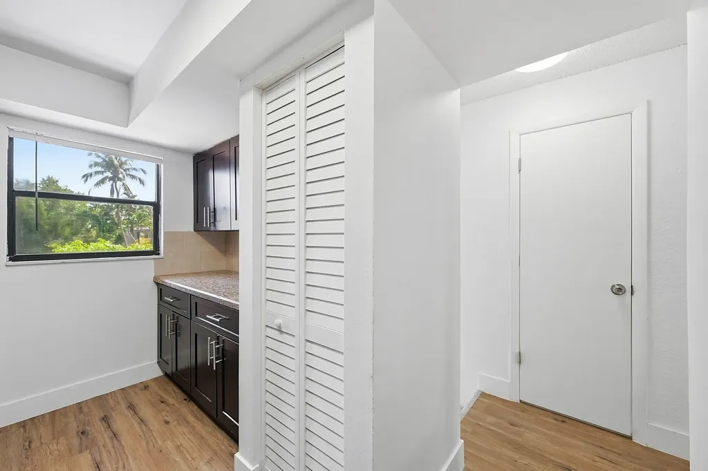 4012 Del Rio Way Sunrise FL 33351