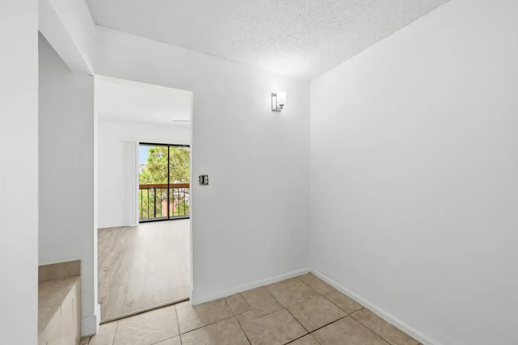 4012 Del Rio Way Sunrise FL 33351