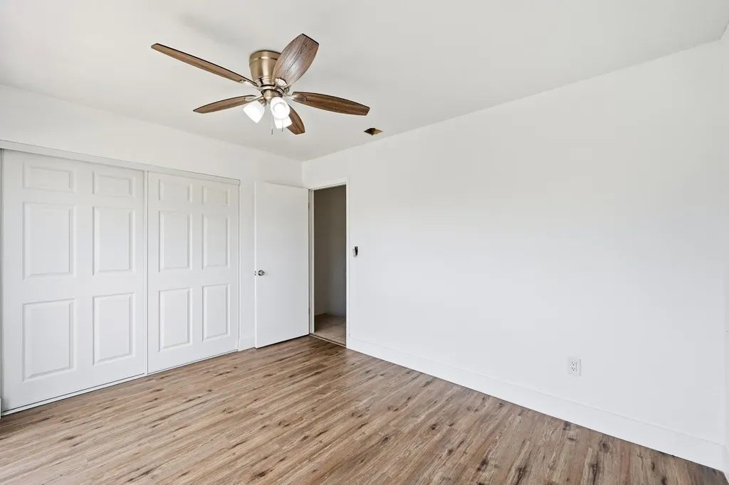 4012 Del Rio Way Sunrise FL 33351