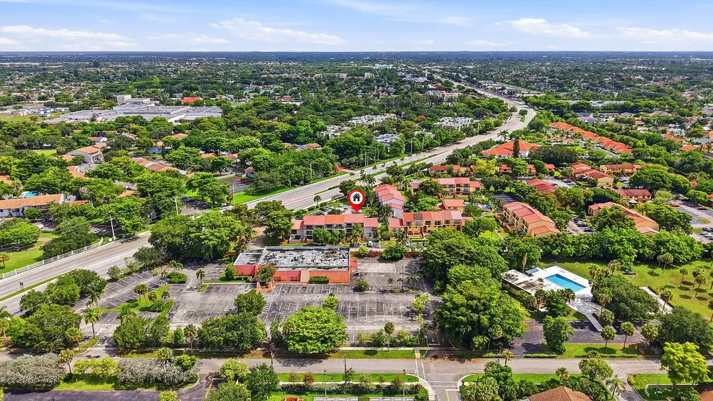 4012 Del Rio Way Sunrise FL 33351