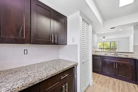 4012 Del Rio Way Sunrise FL 33351