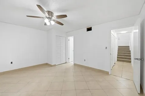 4012 Del Rio Way Sunrise FL 33351