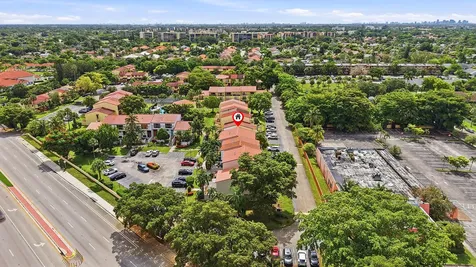 4012 Del Rio Way Sunrise FL 33351