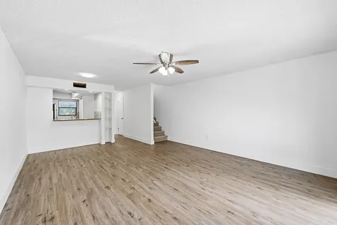 4012 Del Rio Way Sunrise FL 33351