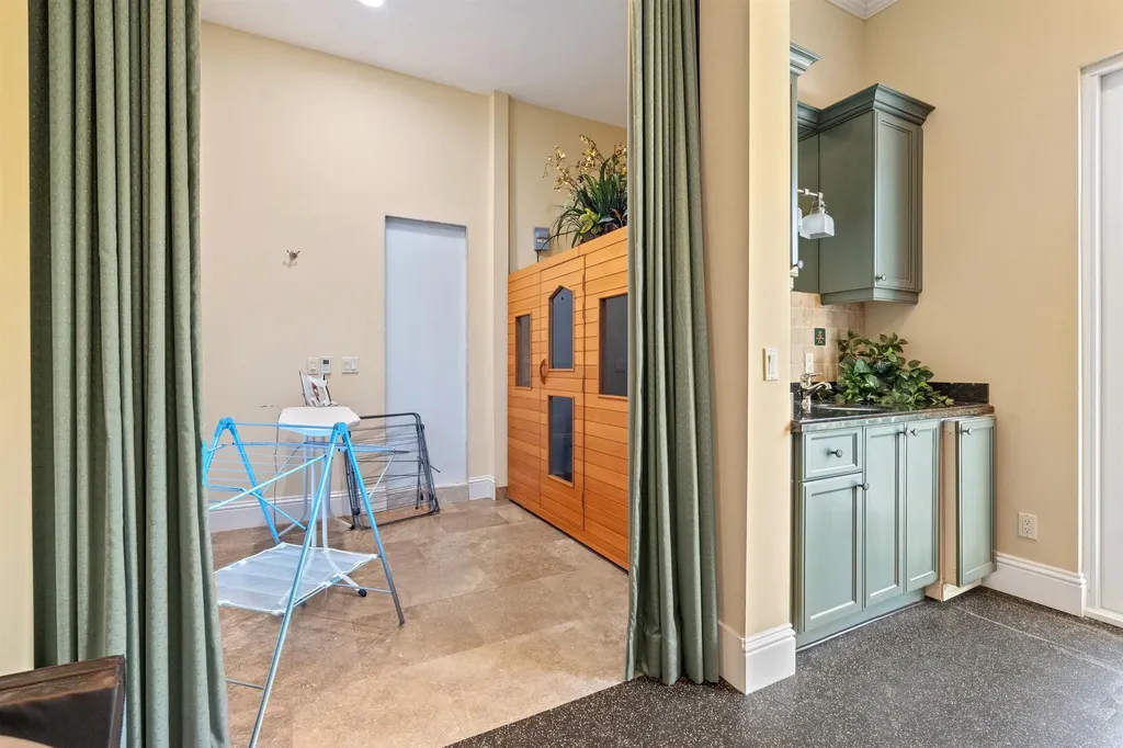 1232 Seaspray Avenue Delray Beach FL 33483