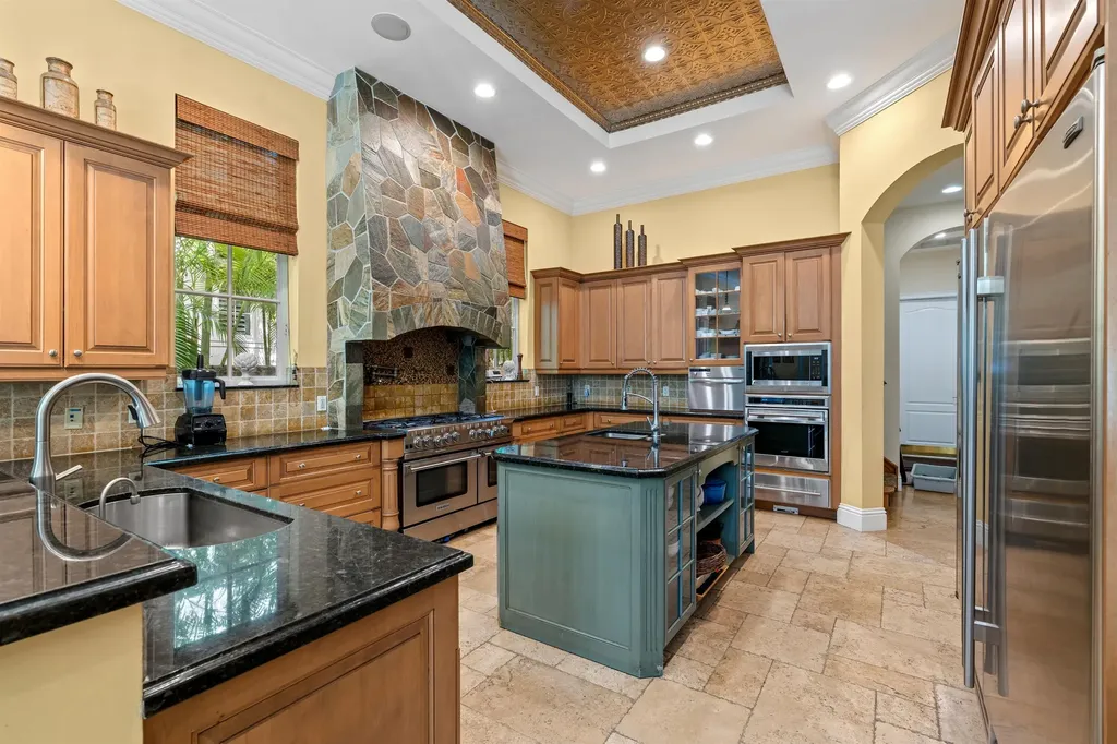 1232 Seaspray Avenue Delray Beach FL 33483