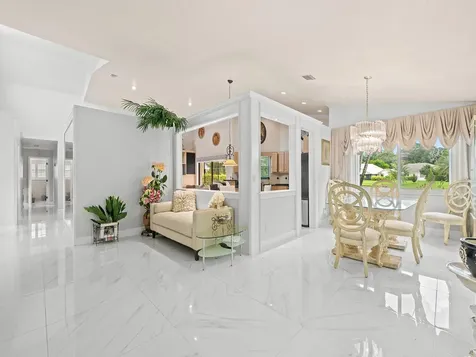 1750 W Oak Knoll Circle Davie FL 33324