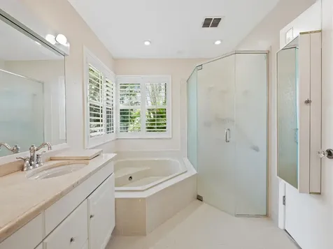 1750 W Oak Knoll Circle Davie FL 33324