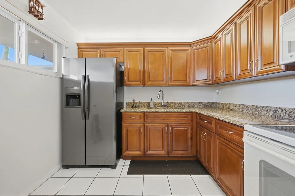 2606 Garden Drive S Lake Worth FL 33461