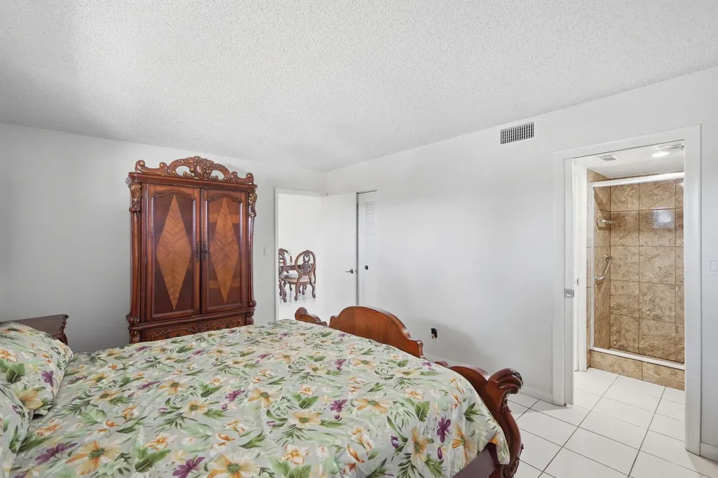 2606 Garden Drive S Lake Worth FL 33461