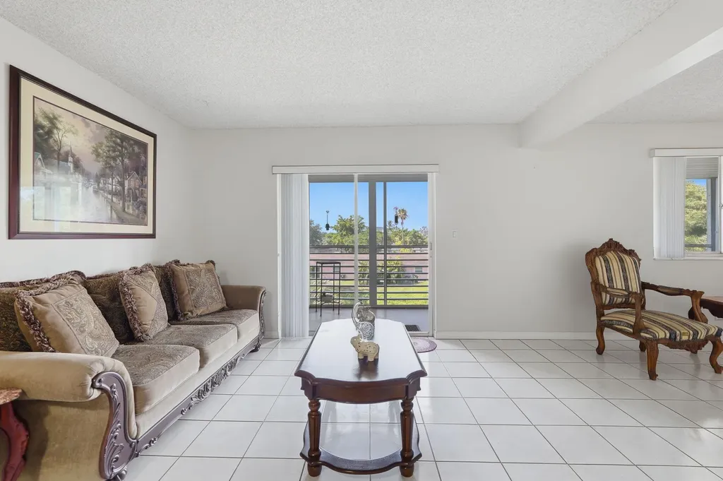 2606 Garden Drive S Lake Worth FL 33461