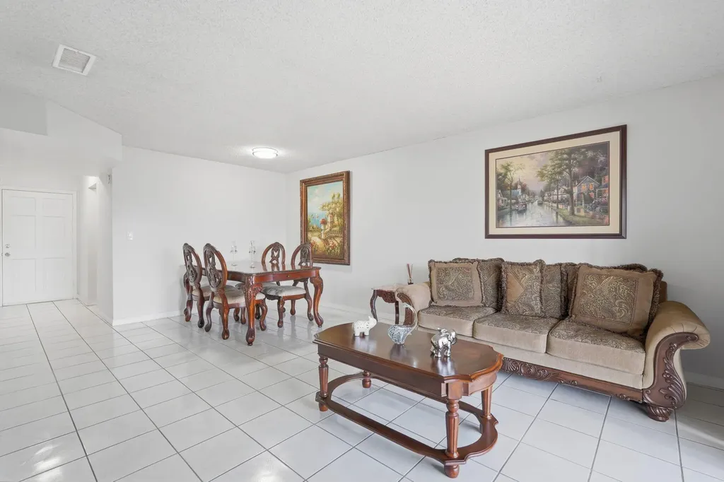 2606 Garden Drive S Lake Worth FL 33461