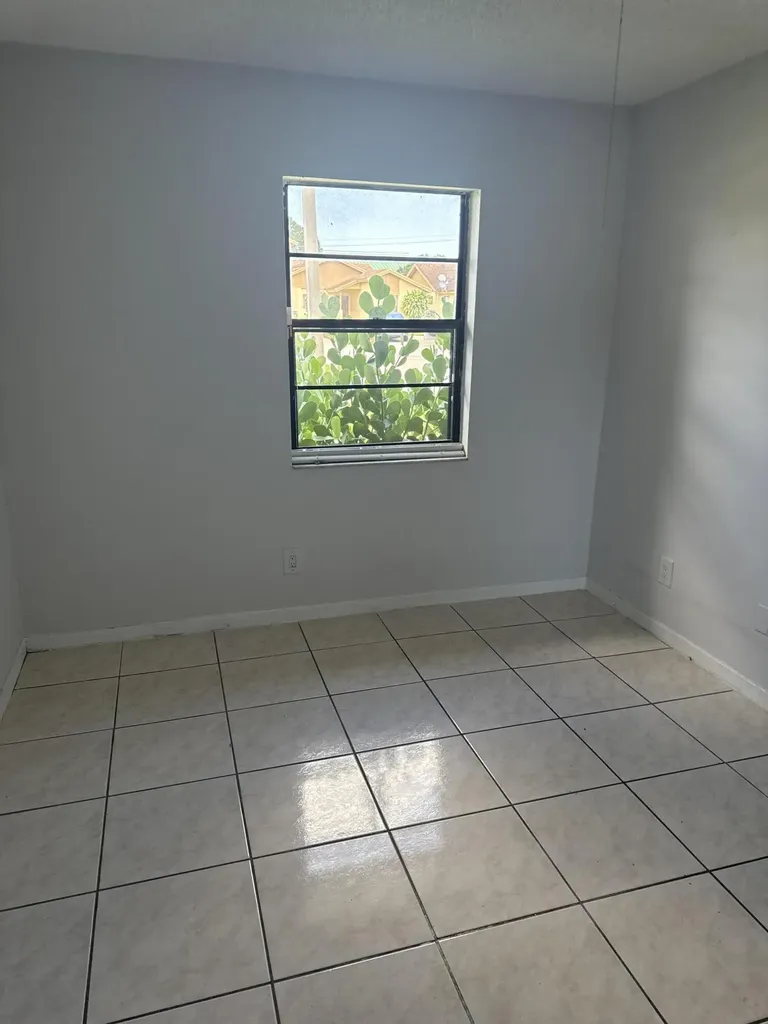 1201 White Pine Drive Wellington FL 33414