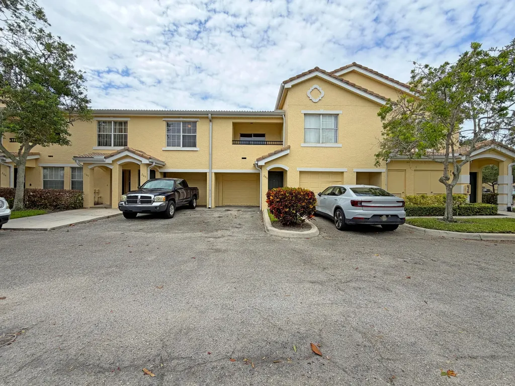 124 SW Peacock Boulevard Port St Lucie FL 34986
