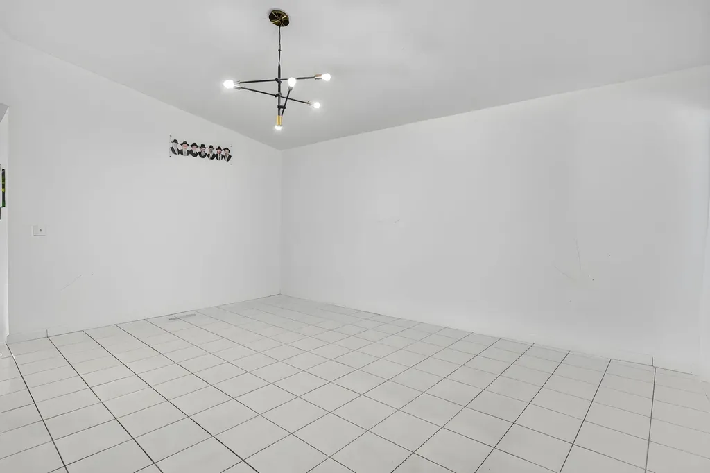 7690 Solimar Circle Boca Raton FL 33433