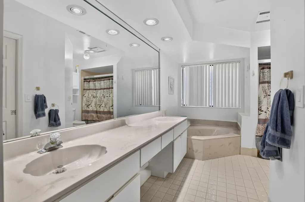 7690 Solimar Circle Boca Raton FL 33433