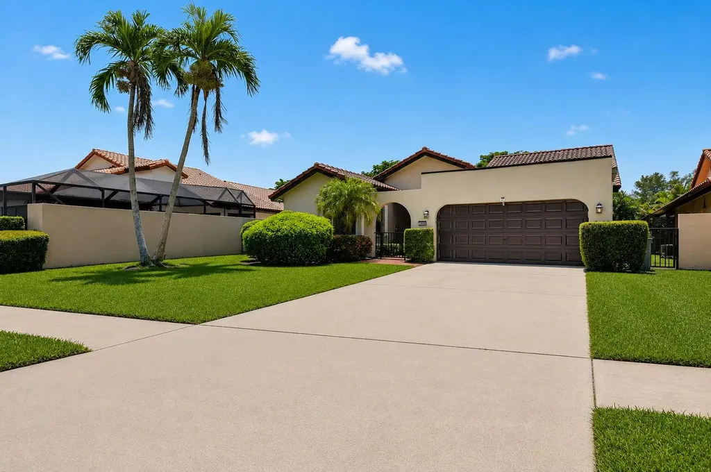 7690 Solimar Circle Boca Raton FL 33433