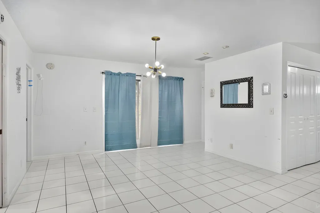 7690 Solimar Circle Boca Raton FL 33433