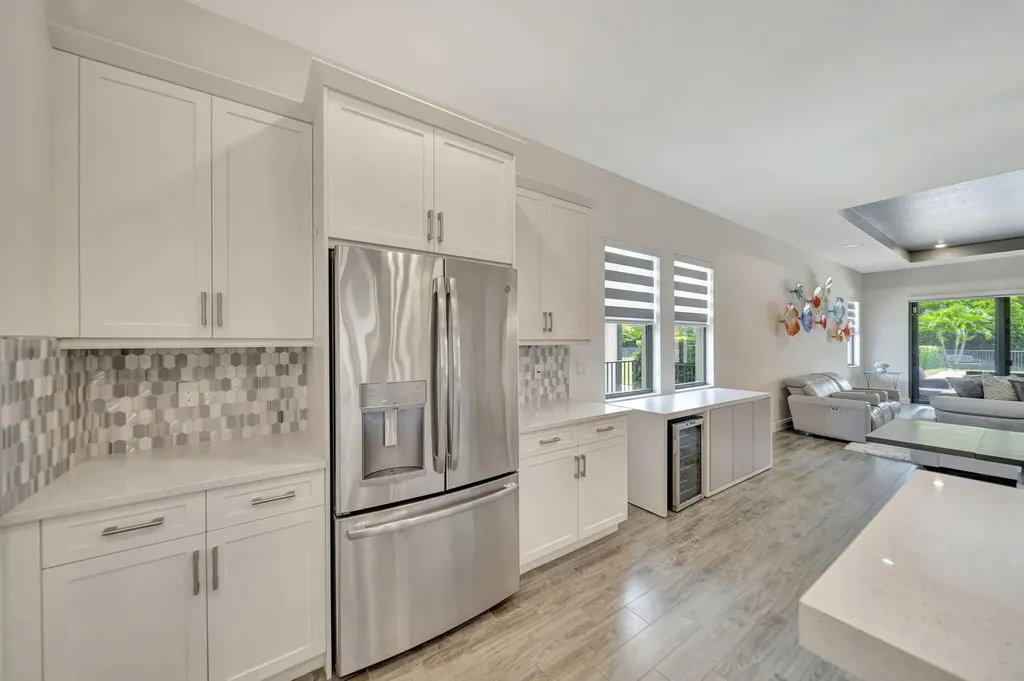 8720 E Baypoint Circle Parkland FL 33076