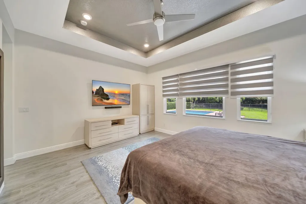 8720 E Baypoint Circle Parkland FL 33076