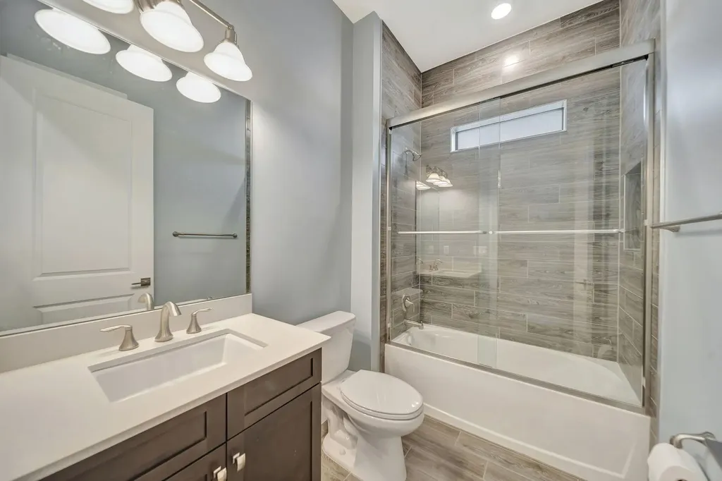 8720 E Baypoint Circle Parkland FL 33076