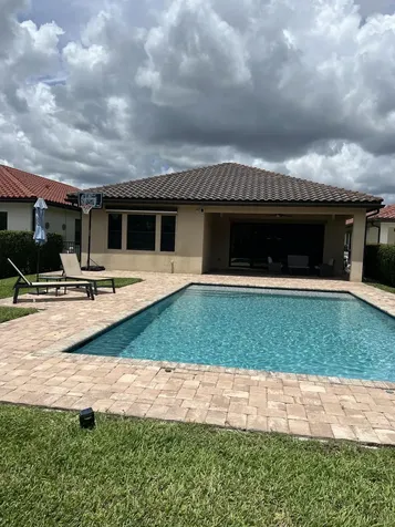 8720 E Baypoint Circle Parkland FL 33076