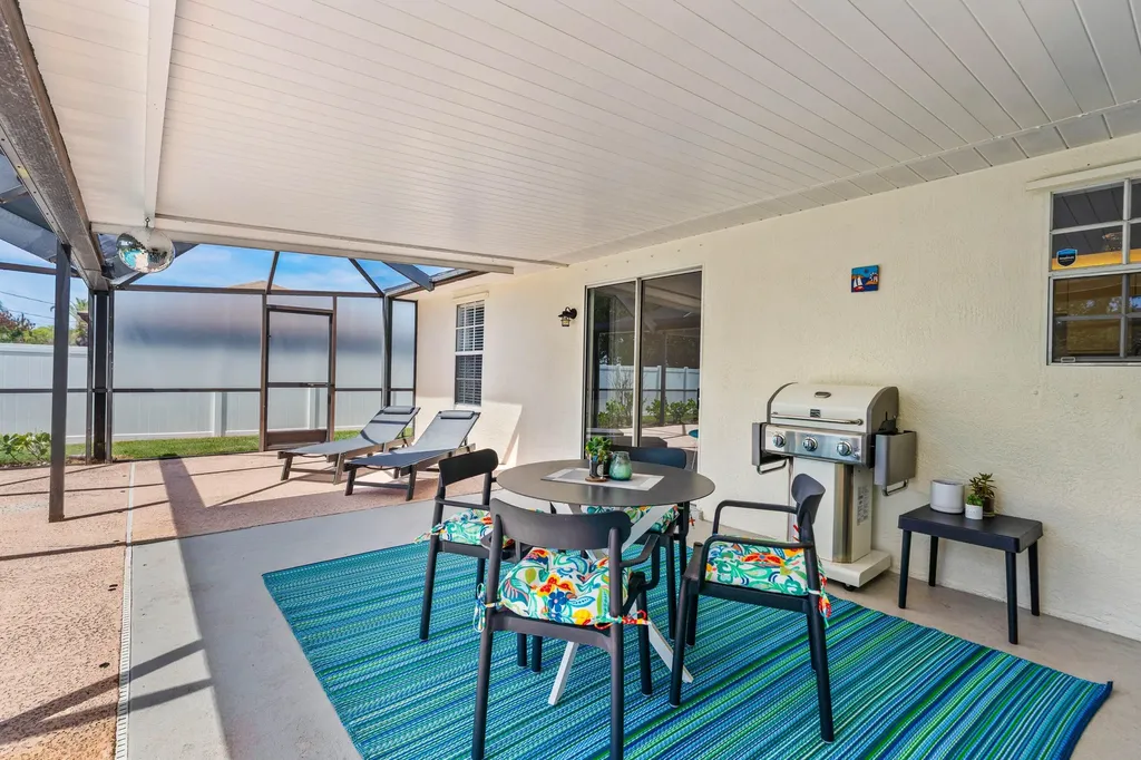 2814 SE Melaleuca Boulevard Port St Lucie FL 34952