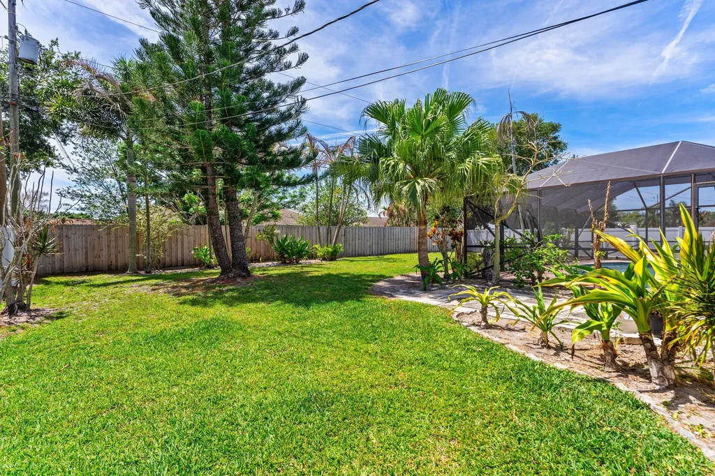 2814 SE Melaleuca Boulevard Port St Lucie FL 34952