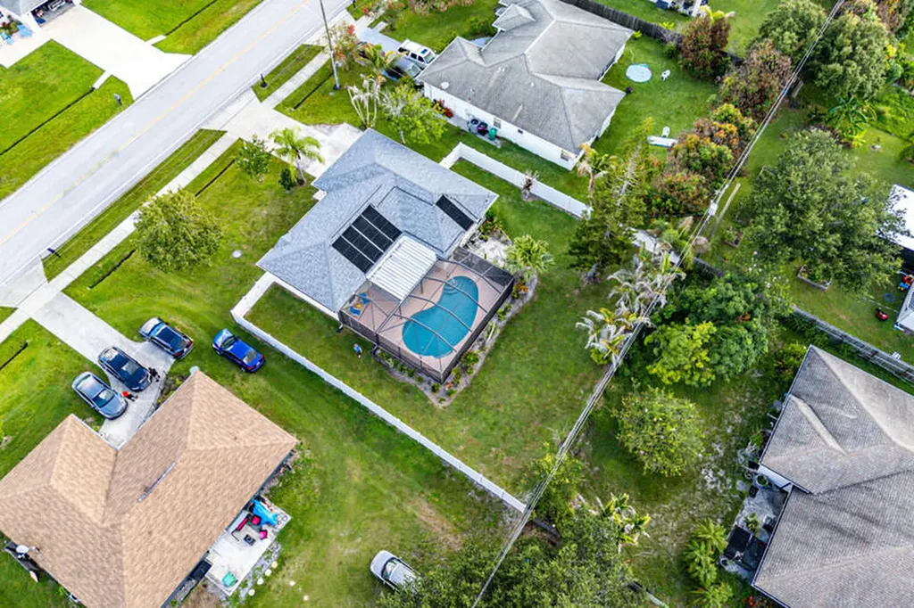 2814 SE Melaleuca Boulevard Port St Lucie FL 34952