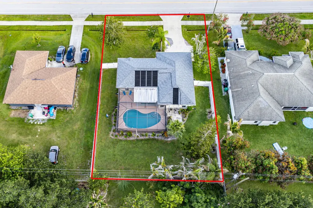 2814 SE Melaleuca Boulevard Port St Lucie FL 34952