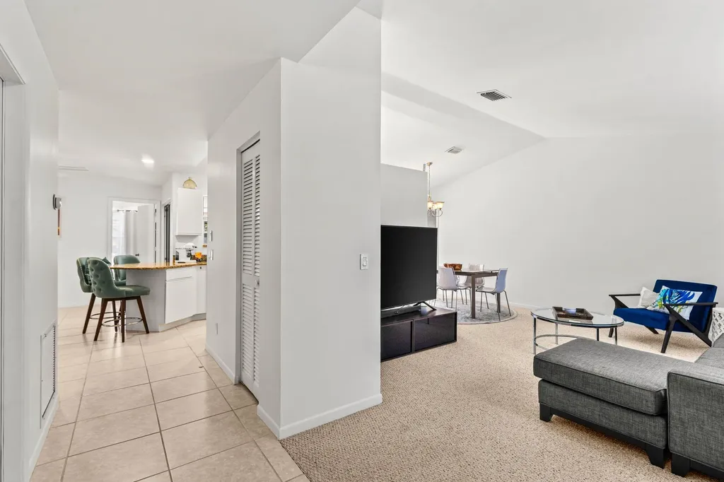 2814 SE Melaleuca Boulevard Port St Lucie FL 34952