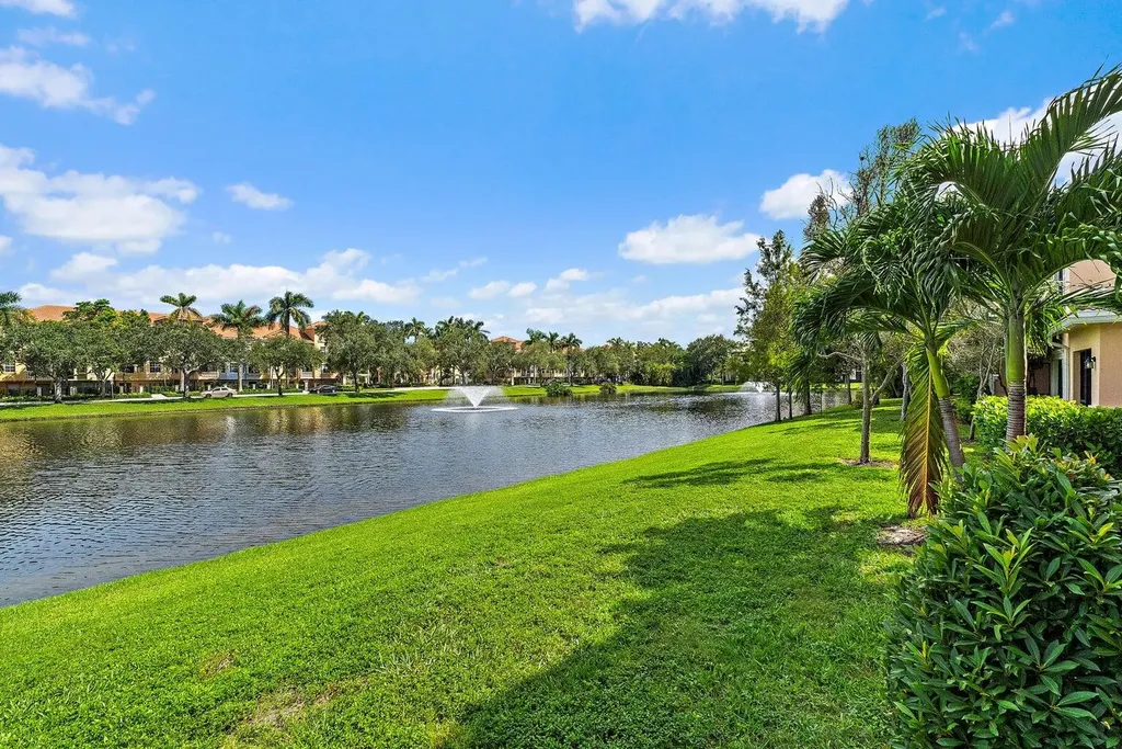 2916 Tuscany Court Palm Beach Gardens FL 33410