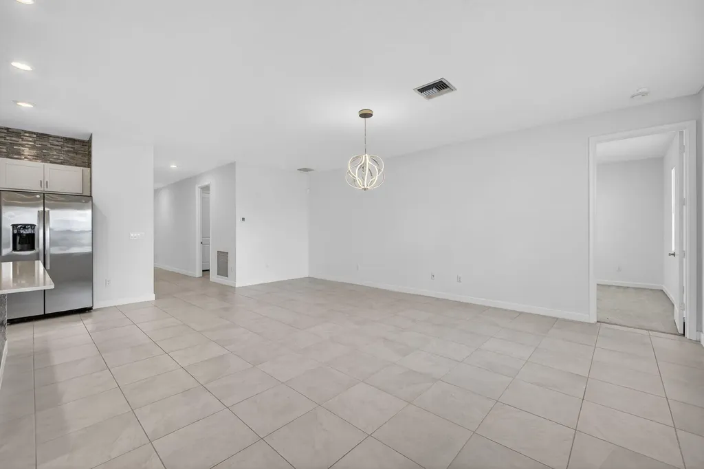 13275 NW Copper Creek Drive Port St Lucie FL 34987