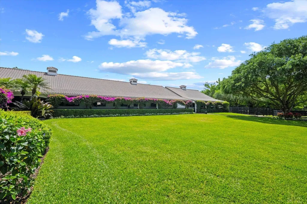 2440 Appaloosa Trail Wellington FL 33414