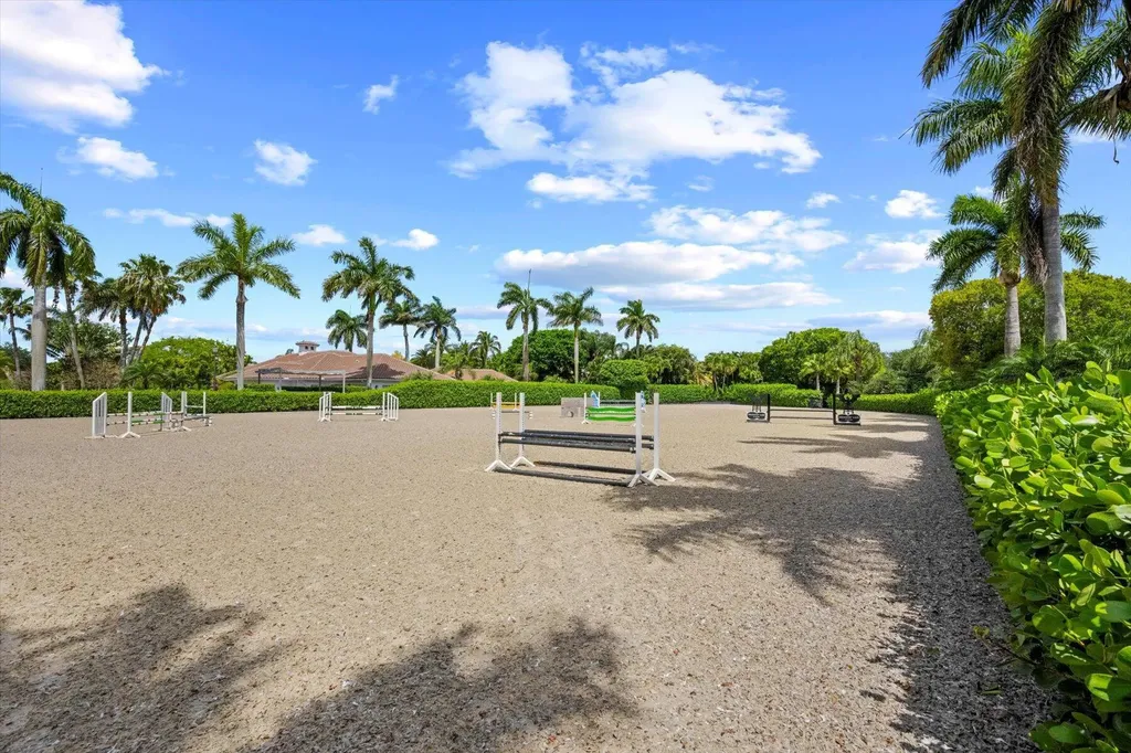 2440 Appaloosa Trail Wellington FL 33414