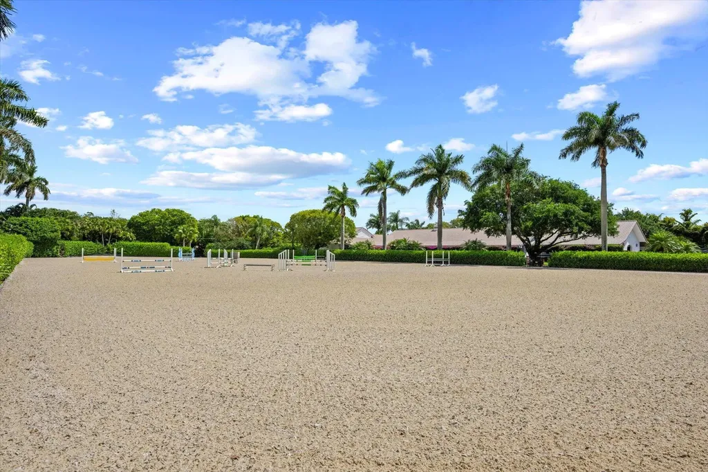 2440 Appaloosa Trail Wellington FL 33414