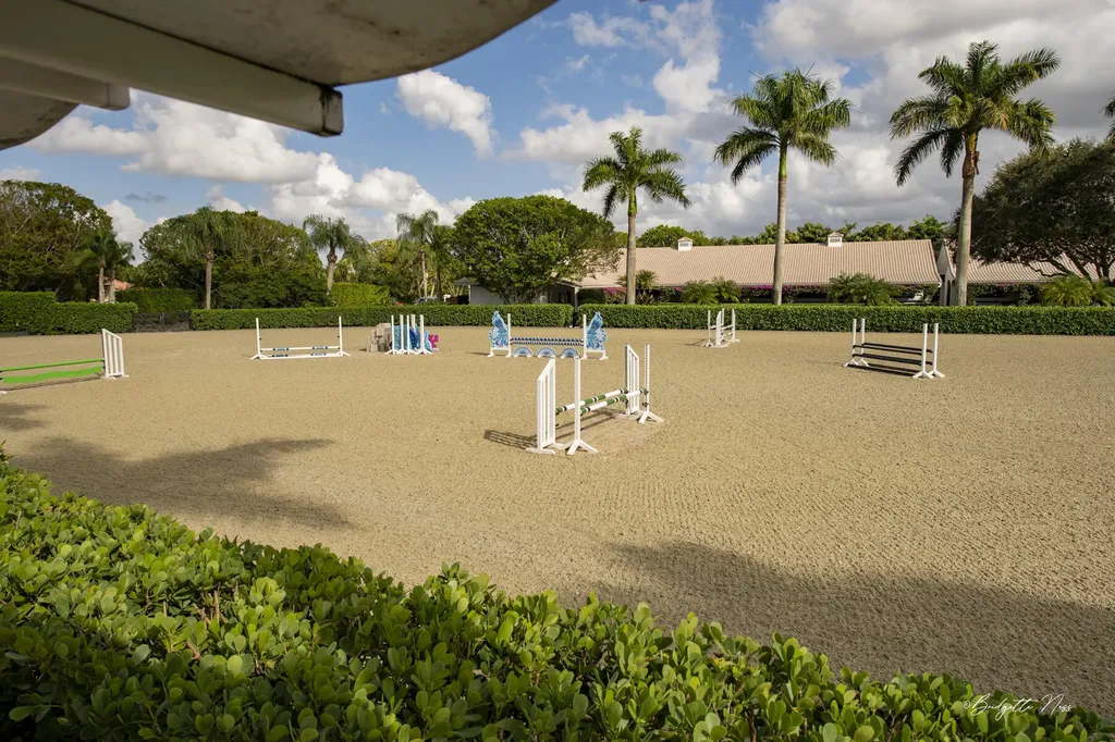 2440 Appaloosa Trail Wellington FL 33414