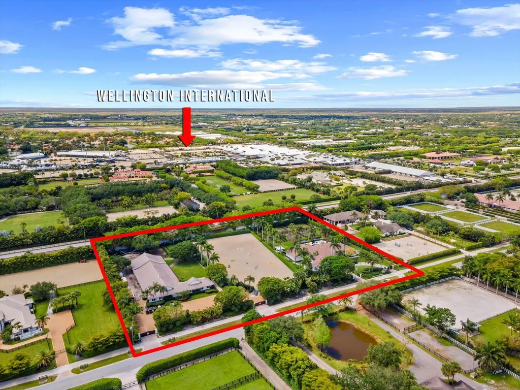 2440 Appaloosa Trail Wellington FL 33414