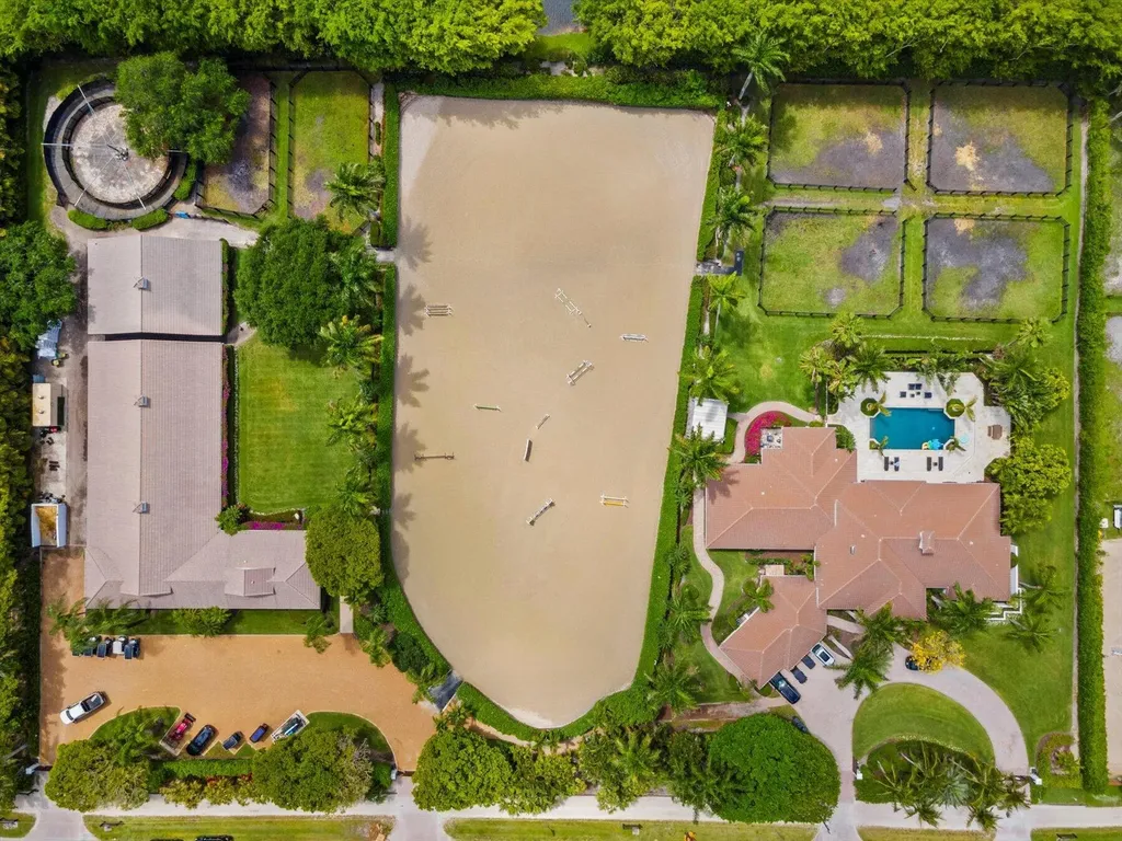 2440 Appaloosa Trail Wellington FL 33414