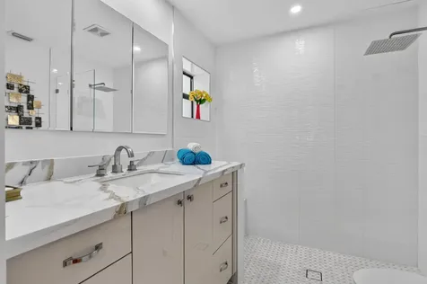 294 NW 42nd Way Deerfield Beach FL 33442