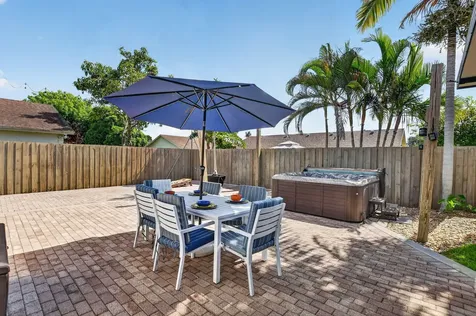 294 NW 42nd Way Deerfield Beach FL 33442