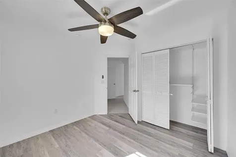 5361 NW 90th Avenue Sunrise FL 33351