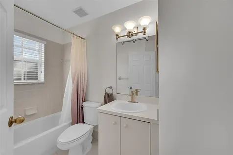 5361 NW 90th Avenue Sunrise FL 33351