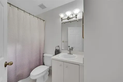5361 NW 90th Avenue Sunrise FL 33351