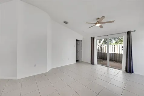 5361 NW 90th Avenue Sunrise FL 33351
