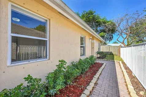 5361 NW 90th Avenue Sunrise FL 33351